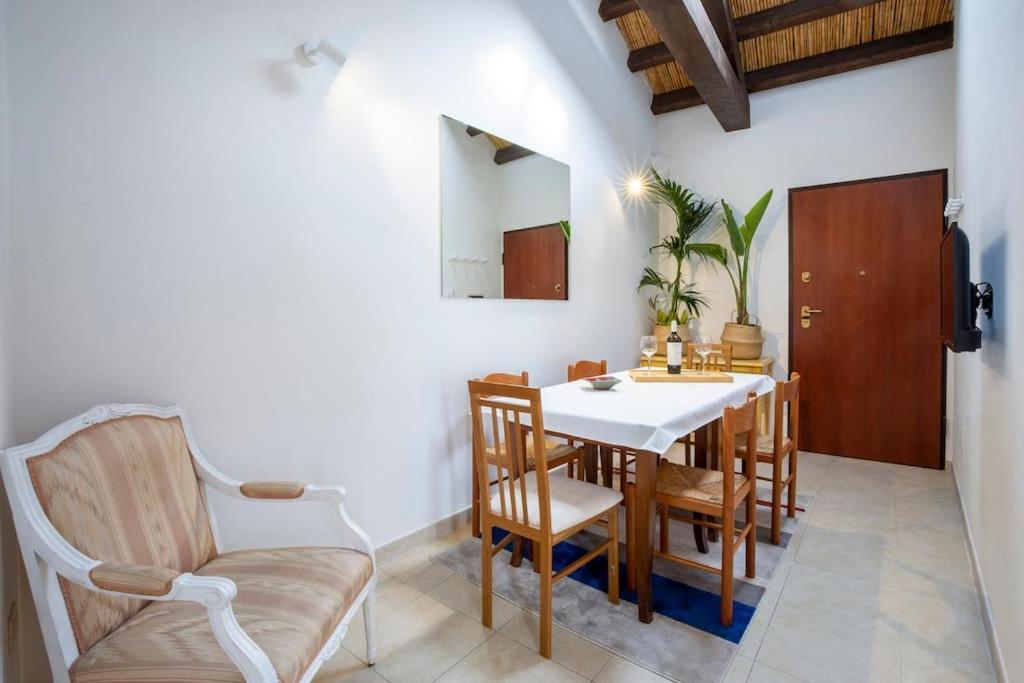 דירות קליארי Castello Attic Sunset Terrace מראה חיצוני תמונה